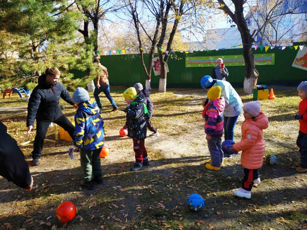 Папа — лучший друг!» (группа «Колокольчик») — Детский сад № 133 г. Тюмени